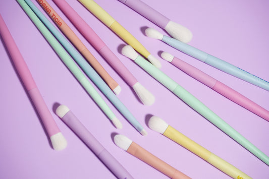 Makeup Brushes & Tools